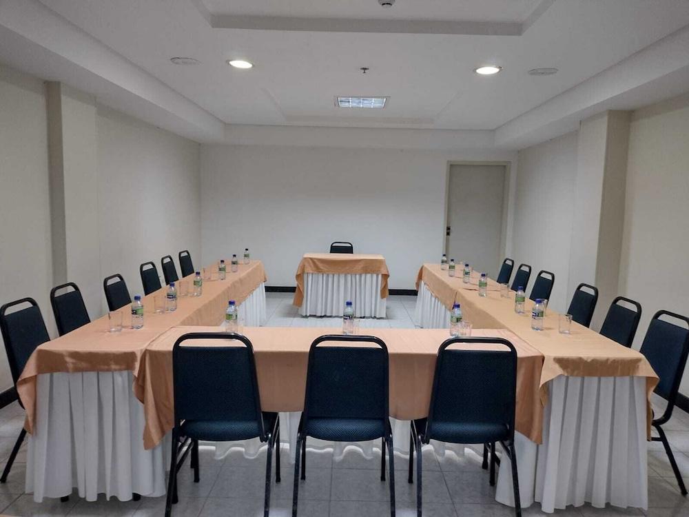 Hotel Euro Suite Recife Boa Viagem By Nacional Inn Экстерьер фото